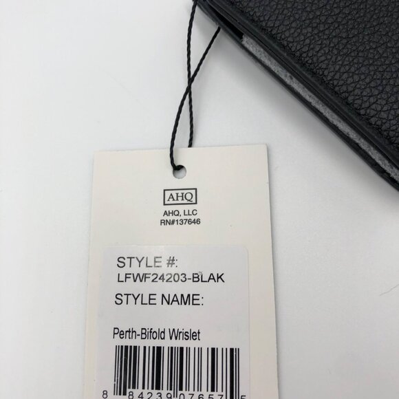 London Fog Perth Bifold Wristlet Wallet Black Faux Leather 6 Card Slots NWT Chic - Picture 3 of 6